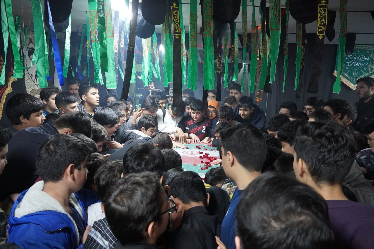 شهید گمنام در مدرسه شهریار ایران